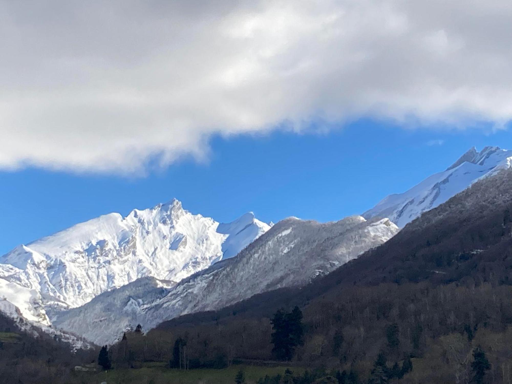 Gite Le Pic Du Ger Laruns Luaran gambar